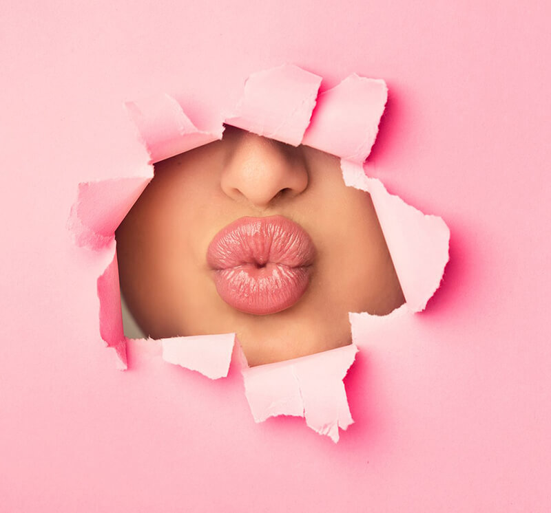 Что происходит внутри нас, когда мы целуемся