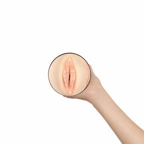 Мастурбатор Kiiroo Feel Daphne Laat, со слепка вульвы порнозвезды 1
